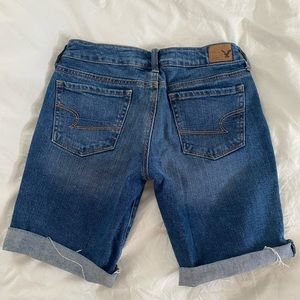 American Eagle Bermuda Shorts